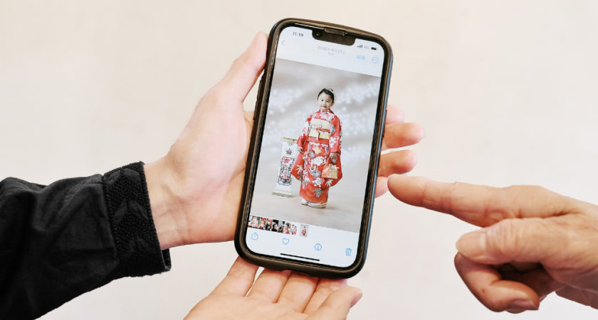 With just one smartphone
Easy Order